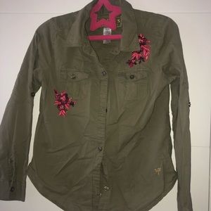 Guess camo button down shirt